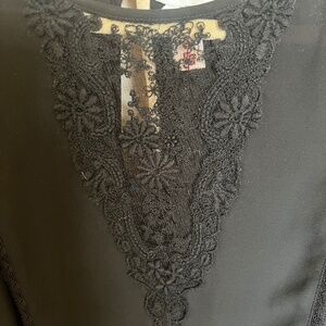 Black Lace Boho Formal Top - Delicate Style and Fitted Waist
